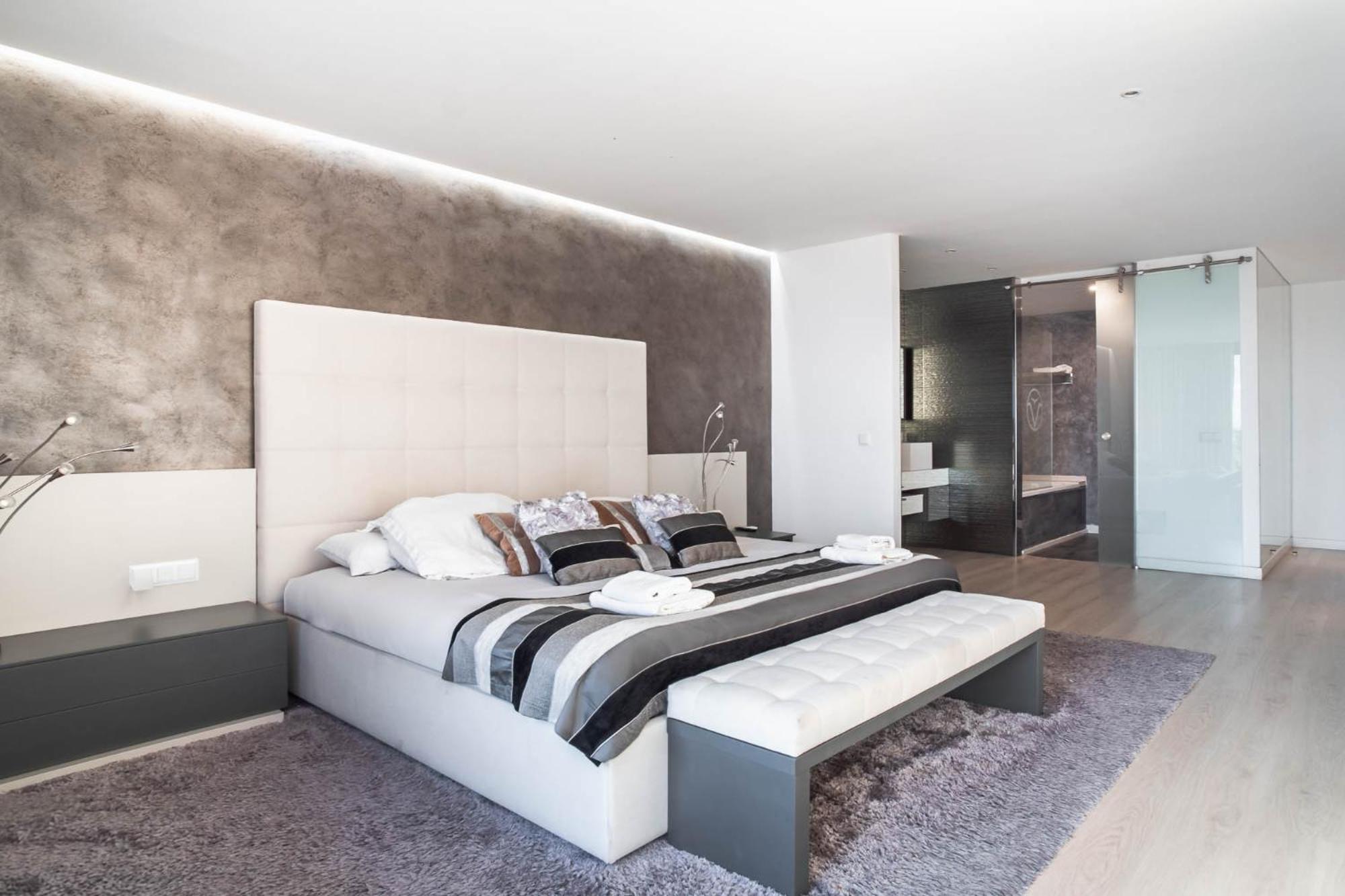 Luxury Sea View Apartment In Puerto De Alcudia Ngoại thất bức ảnh