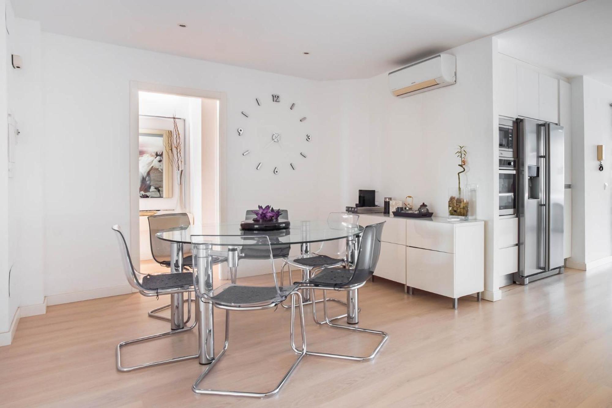 Luxury Sea View Apartment In Puerto De Alcudia Ngoại thất bức ảnh